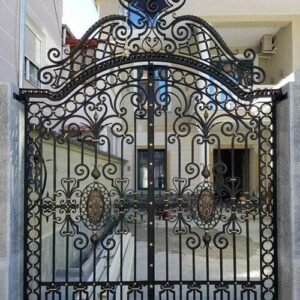 Dịch vụ thi công cổng sắt mỹ thuật tại Đà Nẵng cho nhà ở, nhà phố, biệt thự